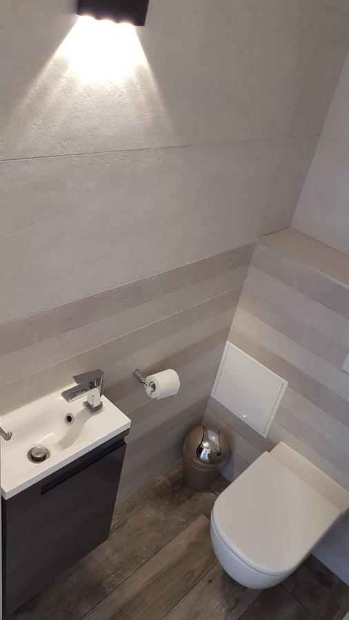 Tres Beau 3 Pieces Spacieux Lumineux Et Climatise Nisa Exterior foto